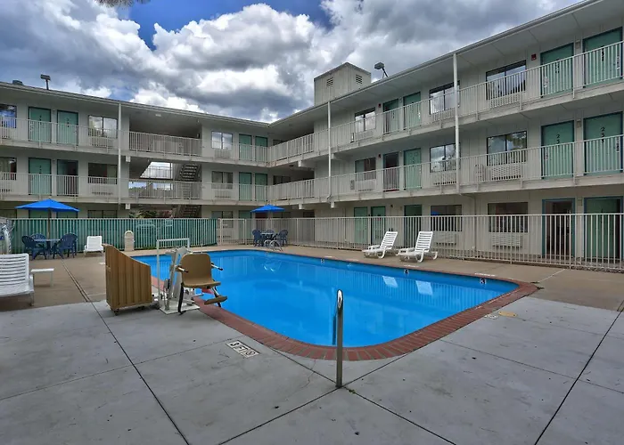 Motel 6-Flagstaff, Az - West - Woodland Village